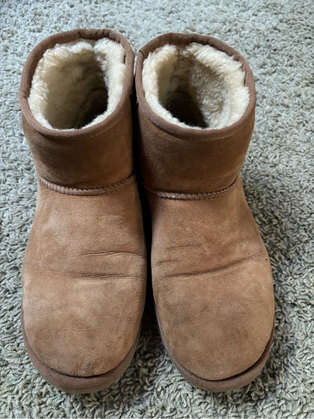 Men’s size 11 Ugg Slippers